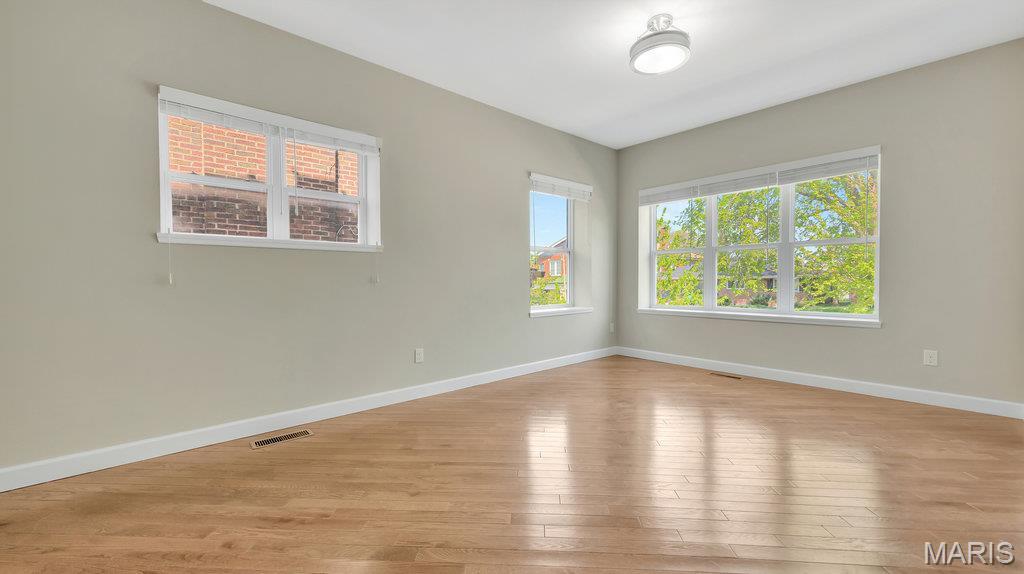 Russell Place Add - Residential Lease