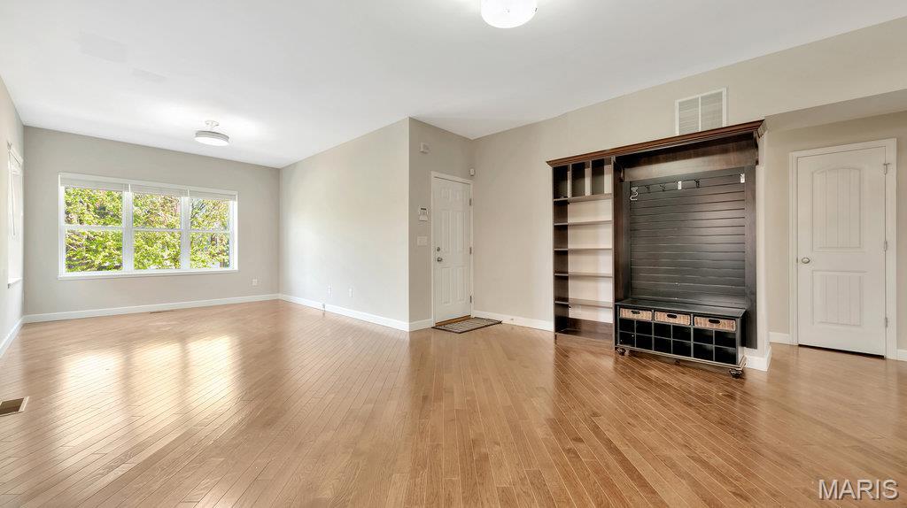 Russell Place Add - Residential Lease