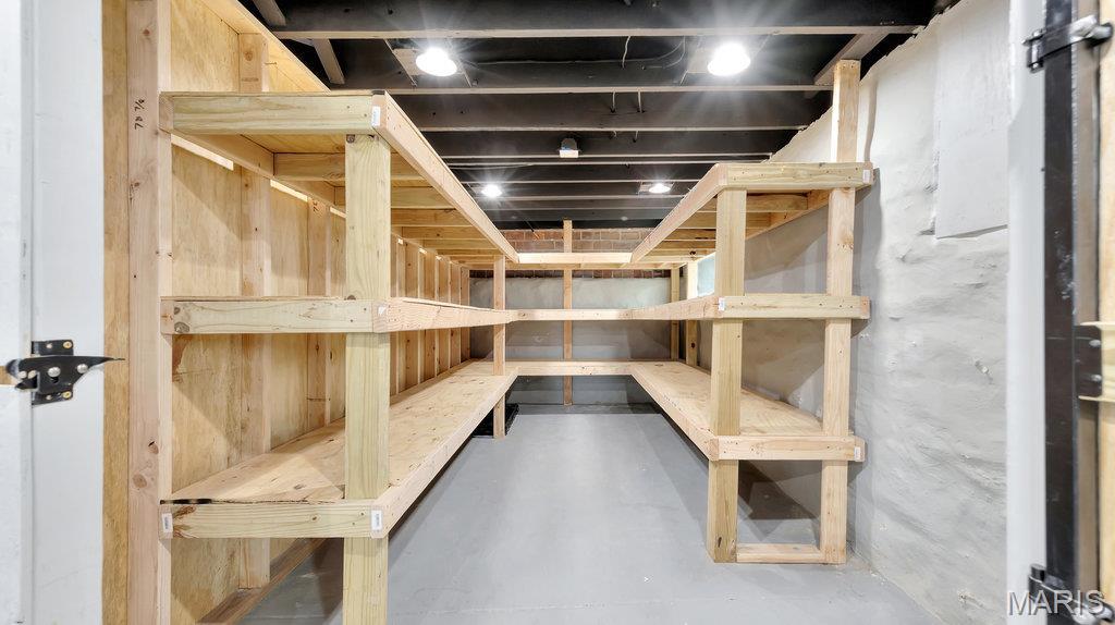 Russell Place Add - Residential Lease
