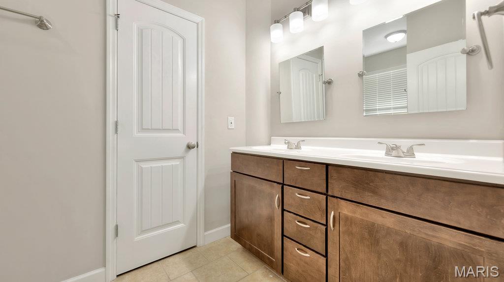 Russell Place Add - Residential Lease