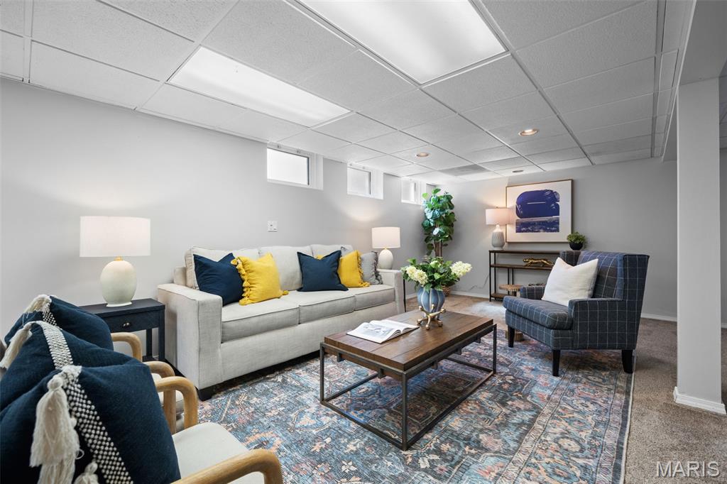Meadow Pkwy - Residential