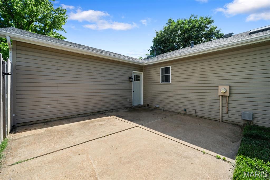 Meadow Pkwy - Residential