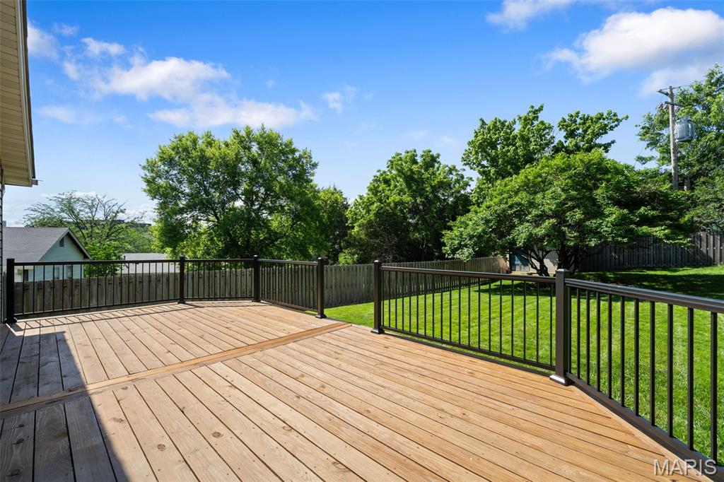 Meadow Pkwy - Residential