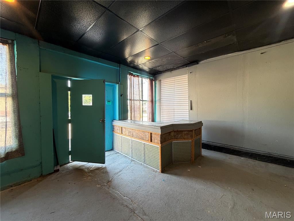 DTBD - Commercial Lease