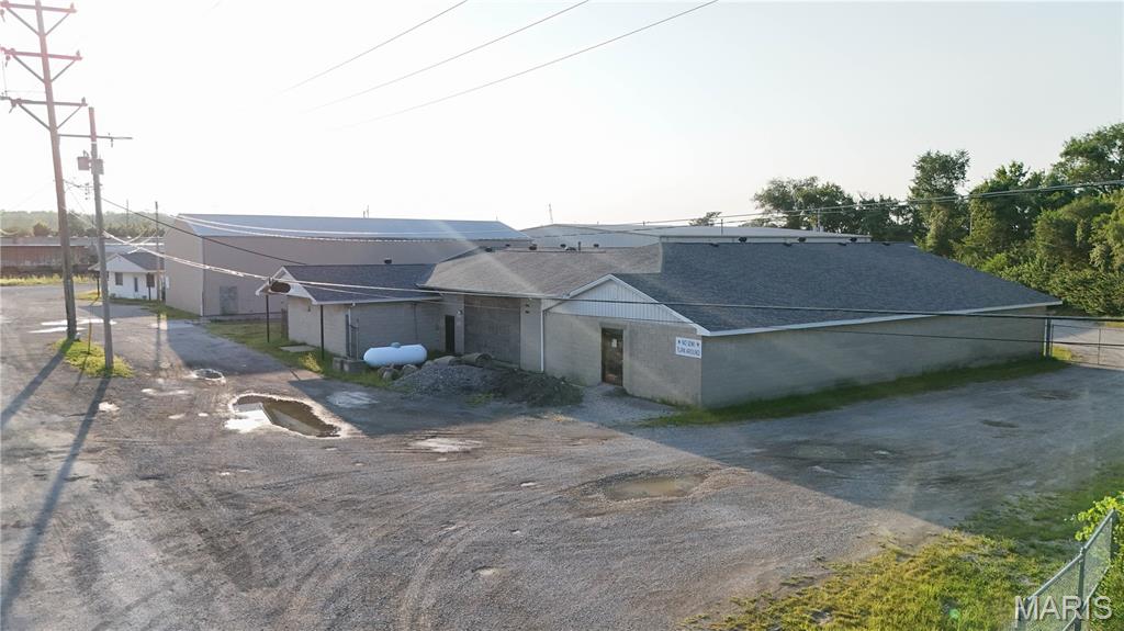 Wood River Cty & Tif - Commercial Sale