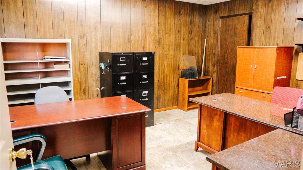 Wood River Cty & Tif - Commercial Sale
