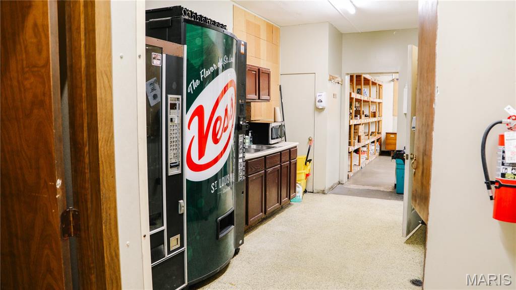 Wood River Cty & Tif - Commercial Sale