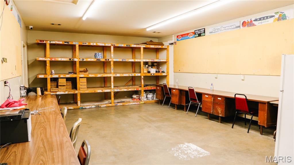 Wood River Cty & Tif - Commercial Sale