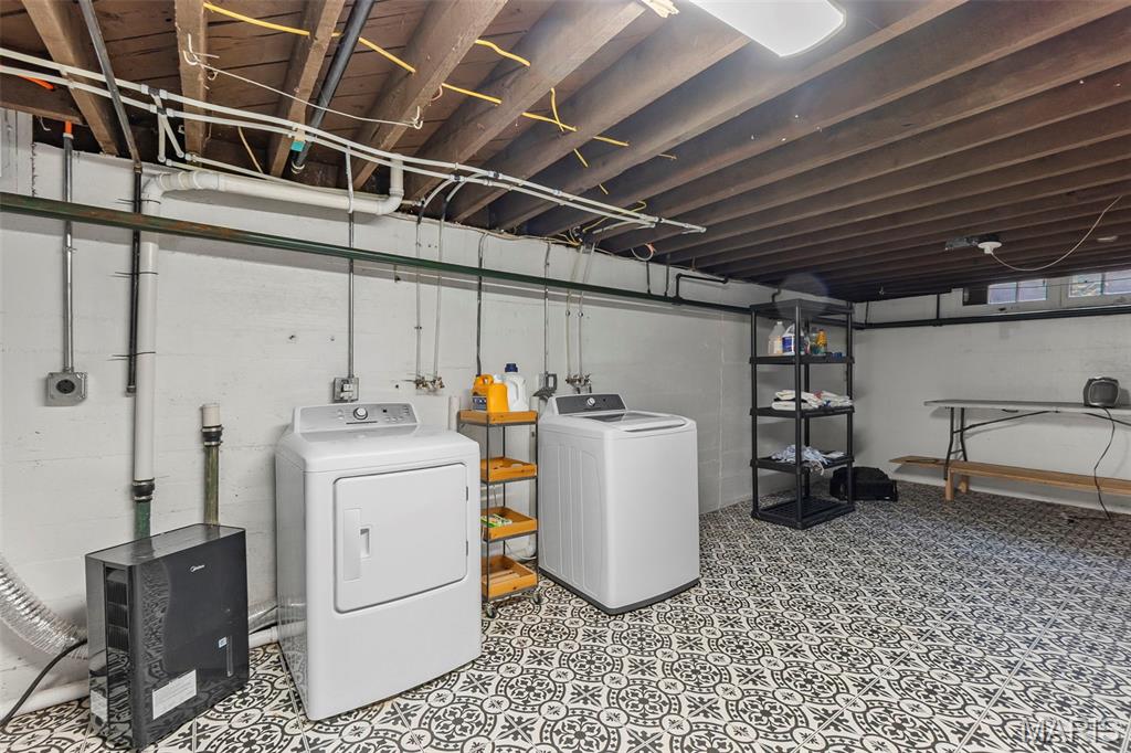 Fifth Principal Meridian - Residential