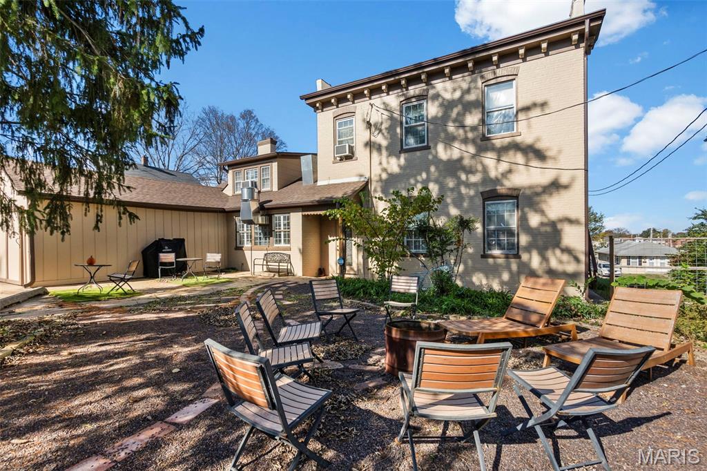 Fifth Principal Meridian - Residential