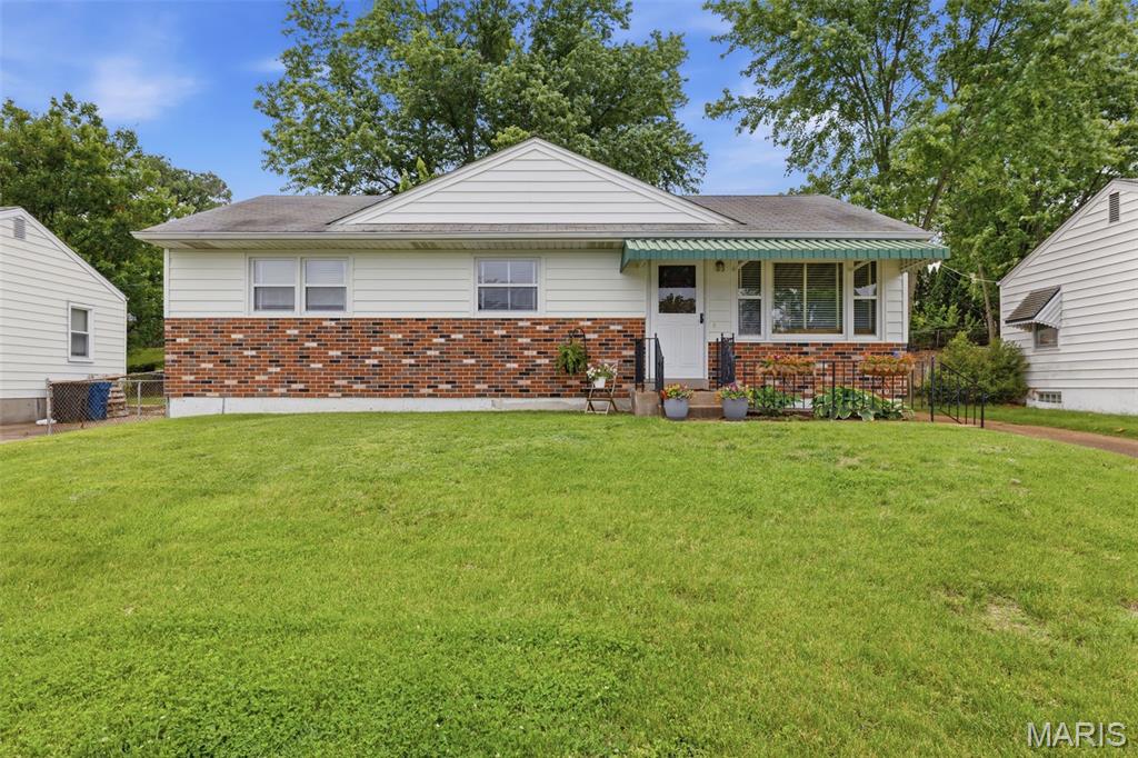 Welcome home to this charming 3 Bed/2 Bath ranch newly listed for lease in a highly desirable South St. Louis County
neighborhood, located within the award-winning Lindbergh School District. This well-maintained home offers easy one-level living with a
bright, functional floor plan and spacious bedrooms. Beautiful hardwood floors line the majority of the main level. The mostly finished basement adds valuable living space which is perfect for a rec room, home office or entertaining and it also includes an additional full bath, making it both practical and versatile. Out back you will find a large concrete patio beside the detached garage, which is a fantastic area to sit and enjoy the large/fenced yard. Enjoy a quiet, established neighborhood with close proximity to parks, shopping, dining, and major highways for an easy commute. Whether you’re relaxing at home or taking advantage of nearby amenities, this property offers comfort, location, and lifestyle.  Don’t miss this opportunity to lease a home in one of South County’s most sought-after school districts - schedule your showing today!  Broker owned and locally managed.