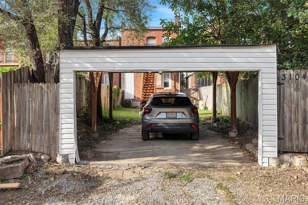 St Louis Commons Add - Residential Income