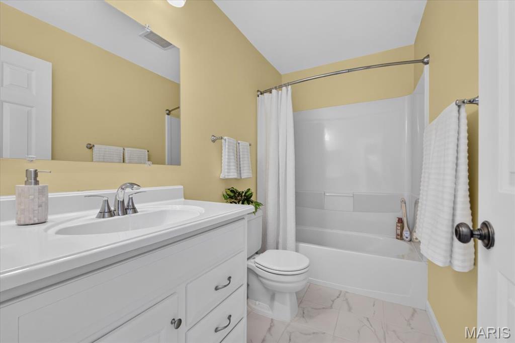 Brentwood Forest Condo Ph Two - Residential