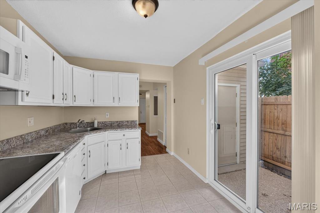 Brentwood Forest Condo Ph Two - Residential