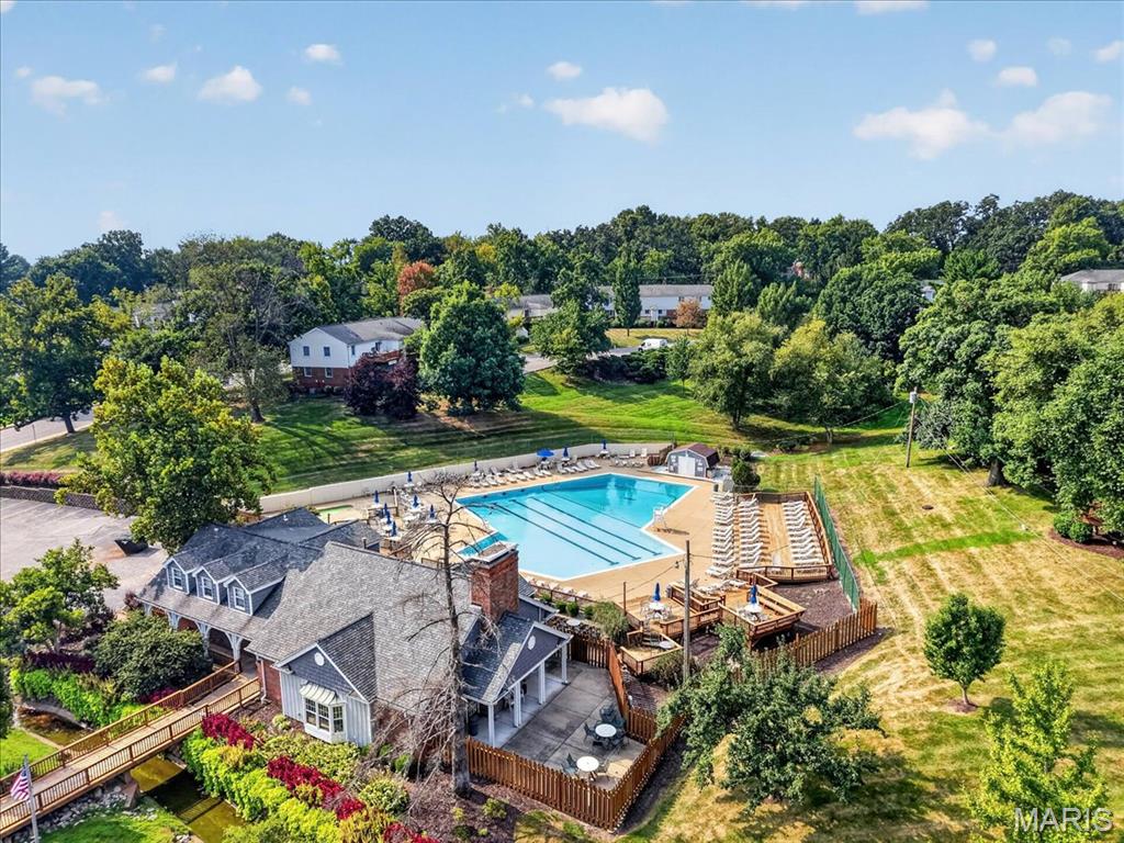 Brentwood Forest Condo Ph Two - Residential