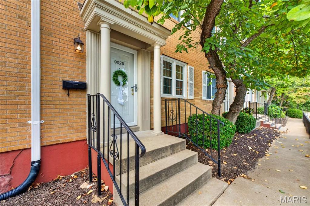 Brentwood Forest Condo Ph Two - Residential