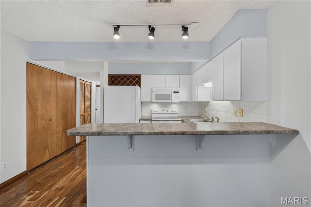 Prospect Village Condo First - Residential