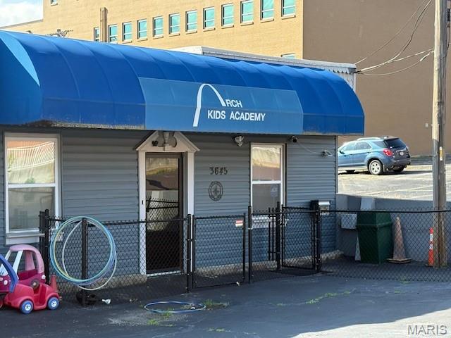 Oehlers Place - Commercial Sale