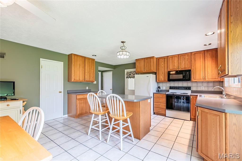 Pebble Hill 5 - Residential