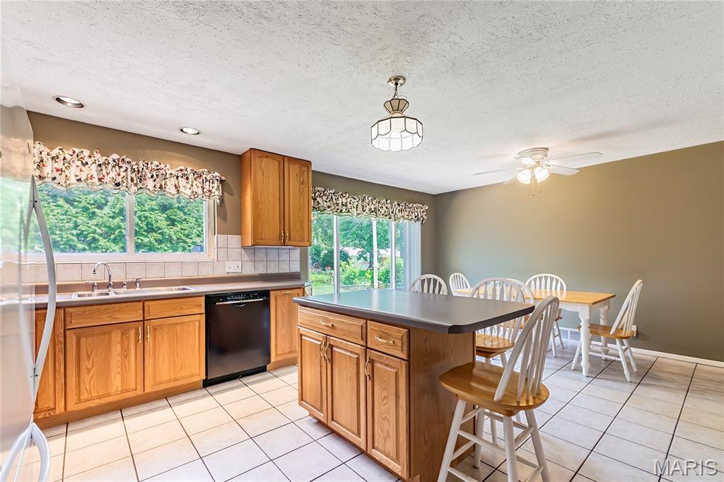 Pebble Hill 5 - Residential