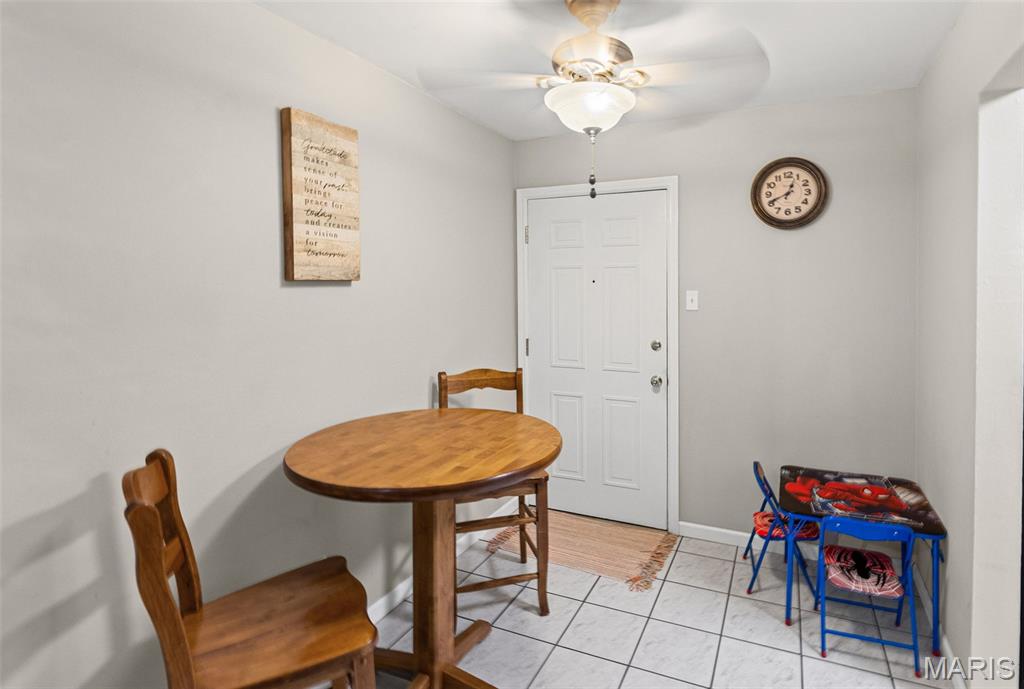 Colonial Woods Condo - Residential