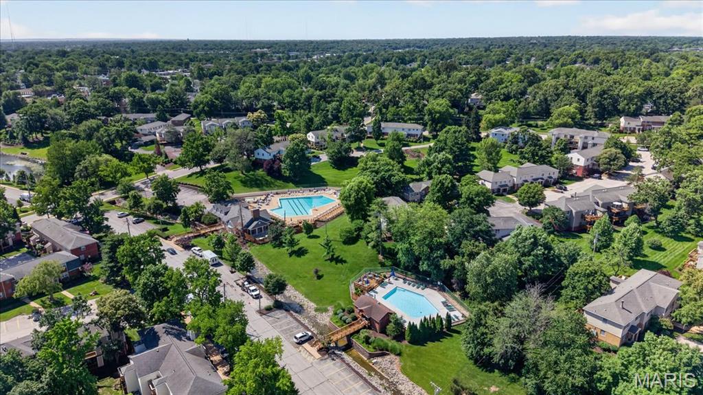 Brentwood Forest Condo Ph Eight - Residential