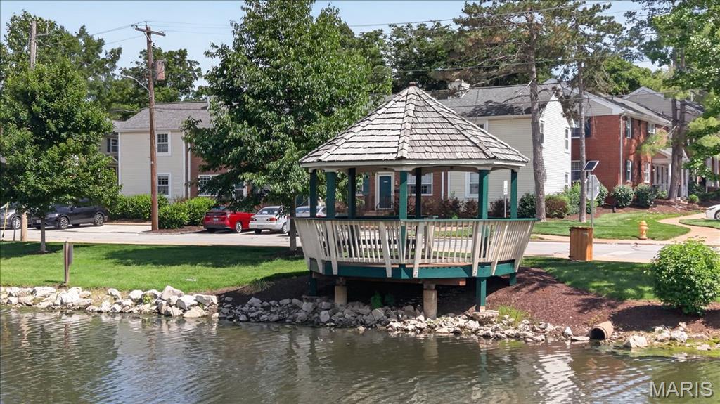Brentwood Forest Condo Ph Eight - Residential