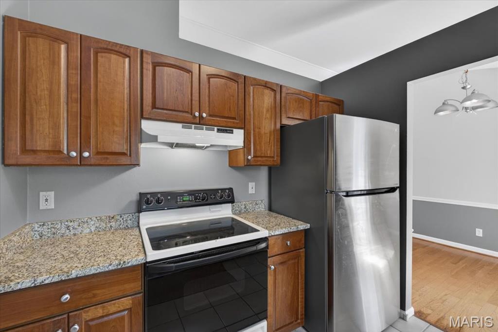 Brentwood Forest Condo Ph Eight - Residential