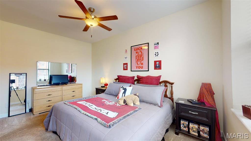 Waterman 04 Condo - Residential