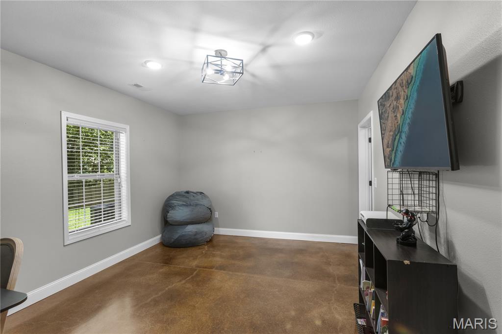 Oak Creek Estate - Residential