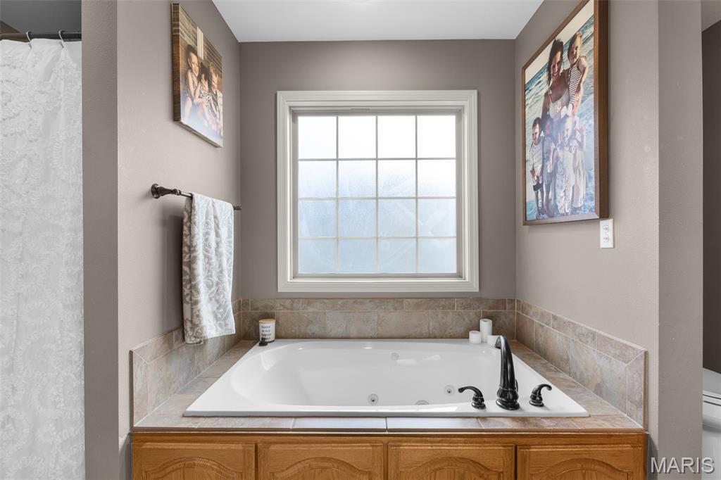 Oak Creek Estate - Residential