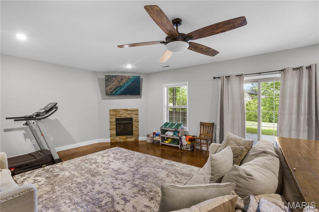 Oak Creek Estate - Residential