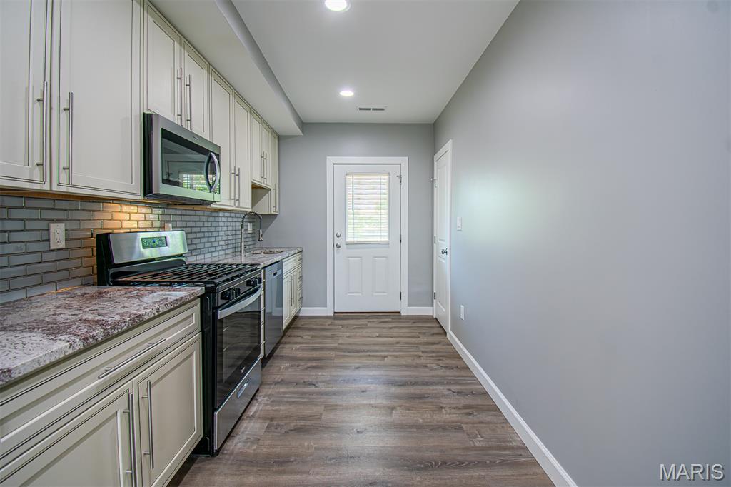 Delmar Garden - Residential Lease