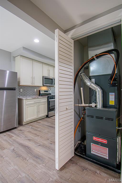 Delmar Garden - Residential Lease