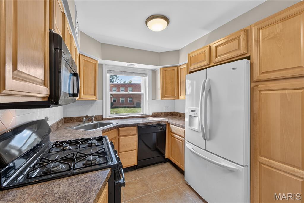 Delcrest Condo - Residential