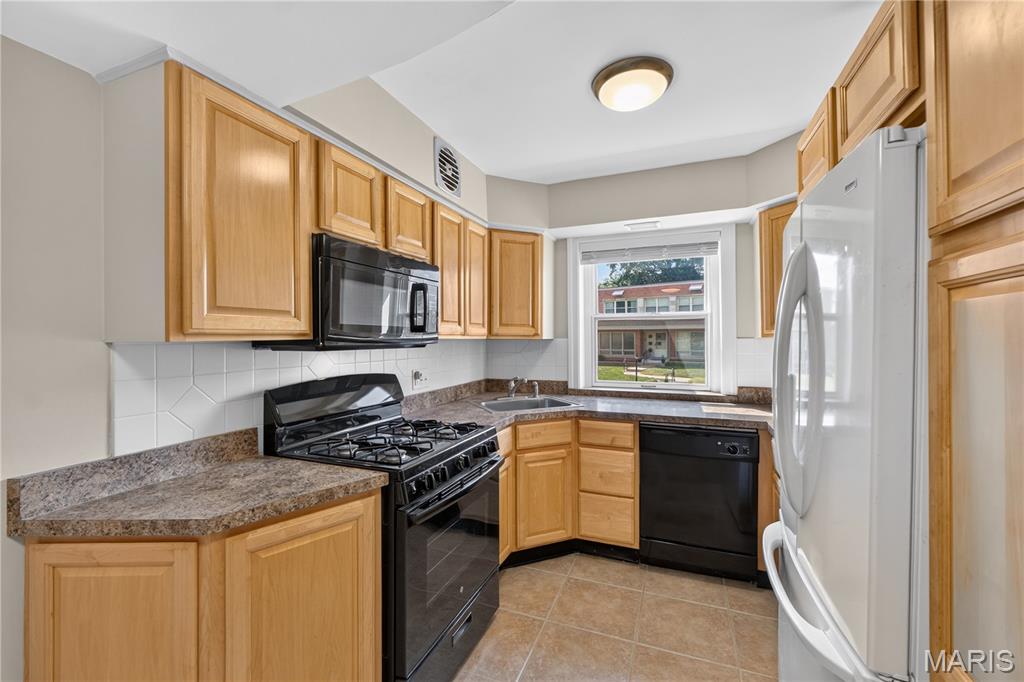 Delcrest Condo - Residential