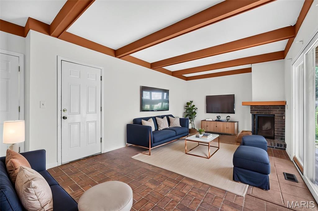 Pine Woods - Residential