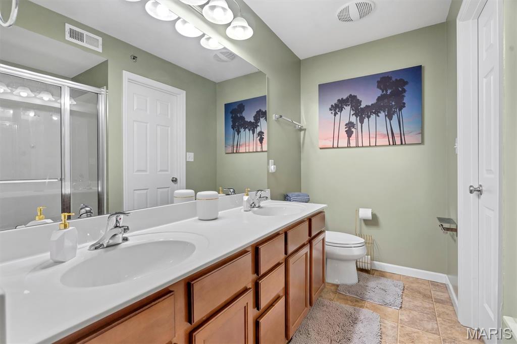 Peppermill Condo Four - Residential