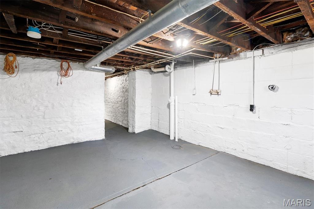 Laclede Race Course - Residential