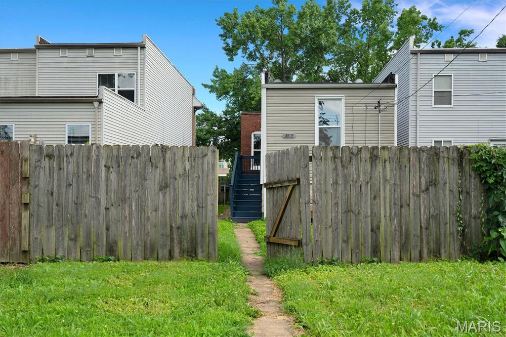 Laclede Race Course - Residential