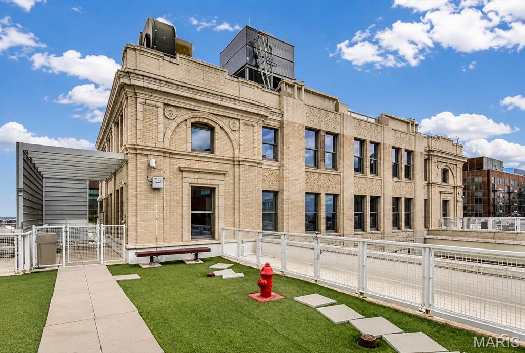Supplemental Marquette Bldg Up - Residential Lease
