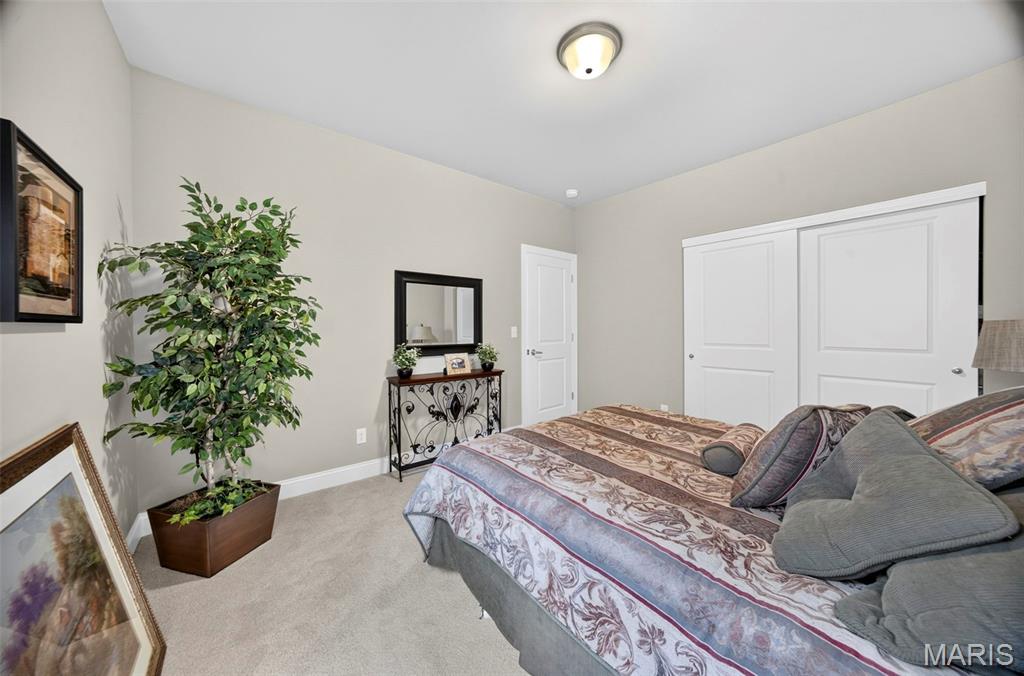 Carlton Glen Estate #14 - Residential