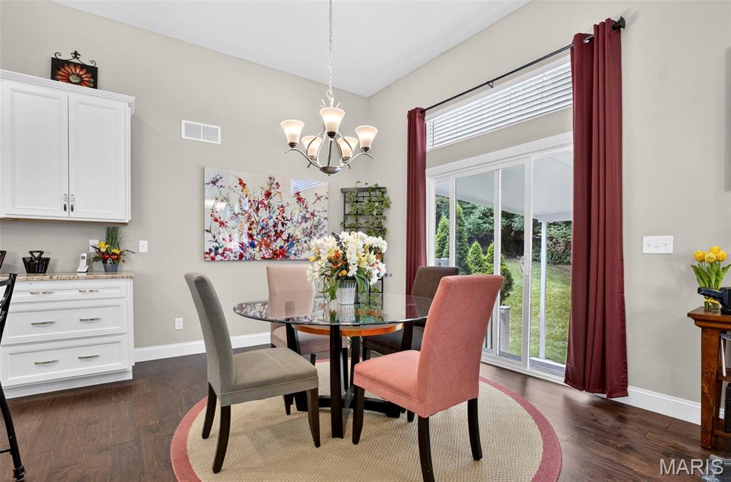 Carlton Glen Estate #14 - Residential
