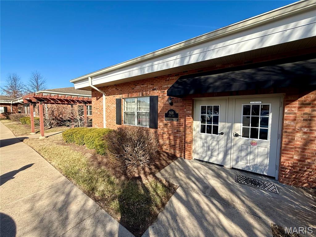 1,560 SF professional office suite located in a well-maintained business park. The space features a large open bullpen area ideal for collaborative workstations, a private office, kitchenette, private restroom, and a generous storage room. The flexible layout makes this property well-suited for a real estate office, campaign headquarters, retail distributor, or a variety of other professional or service-based uses.