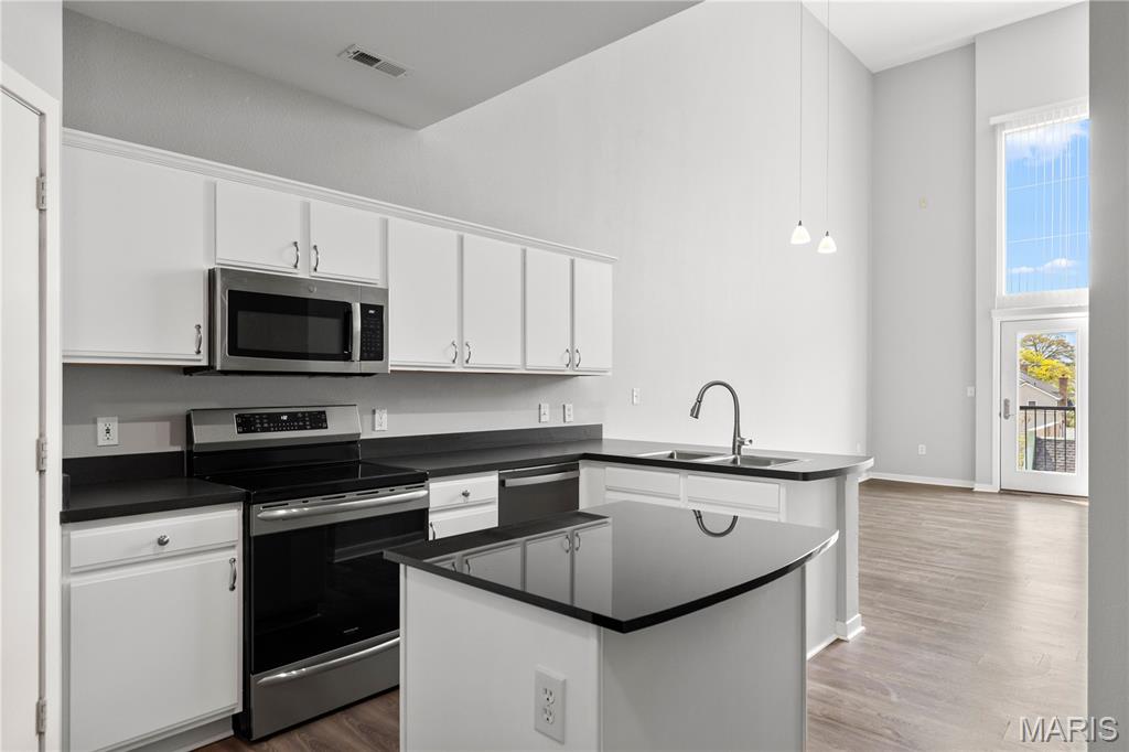 Loft Condo At Station Plaza The - Residential