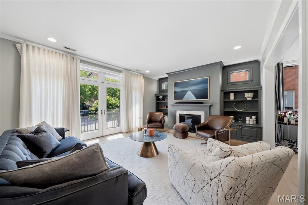 Brighton Way Condo - Residential