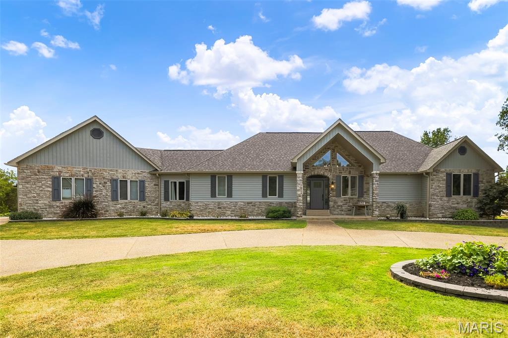 Pine Crest - Residential