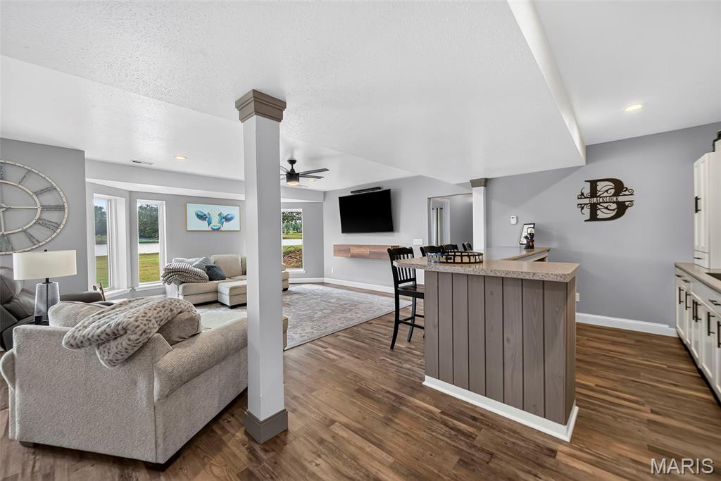 Pine Crest - Residential