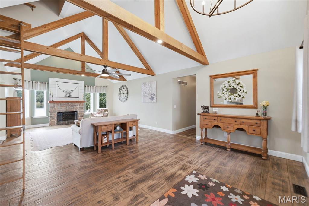 Pine Crest - Residential