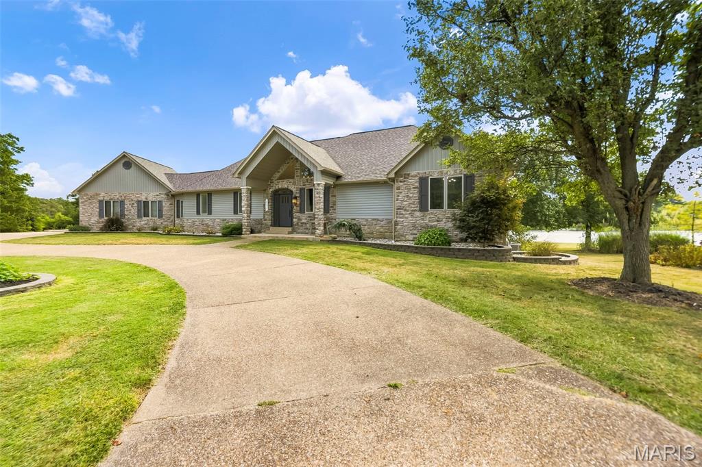 Pine Crest - Residential